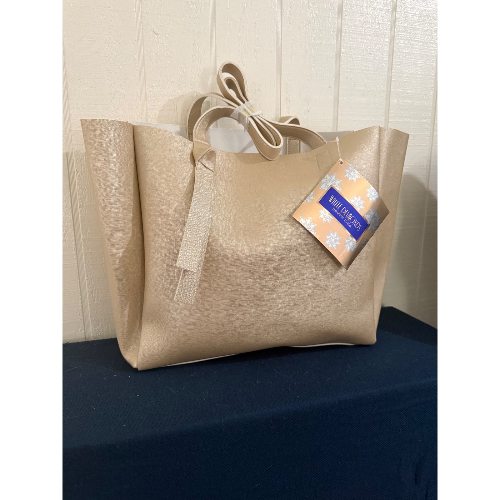 Elizabeth Taylor White Diamonds Champagne Gold Metallic Tote Bag New